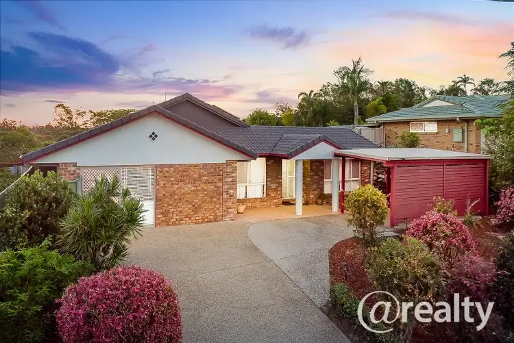 28 Forgan Smith Street