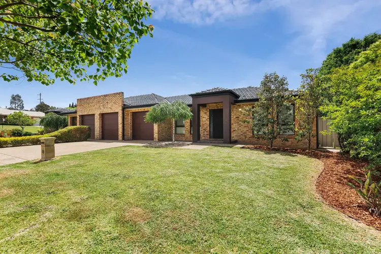 2/9 Budawang Place, Tatton NSW 2650