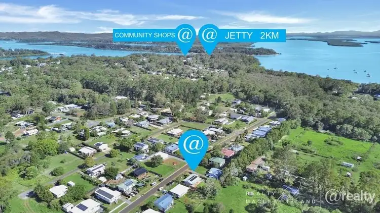37 Lonicera Street, Macleay Island QLD 4184