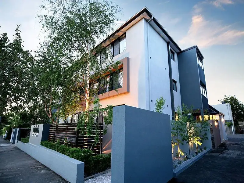 Main view of Homely unit listing, 2/15 Wrexham Road, Windsor VIC 3181