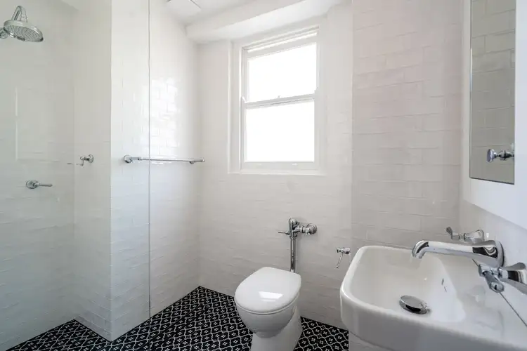 Third view of Homely studio listing, 64/117 Macleay Street, Potts Point NSW 2011