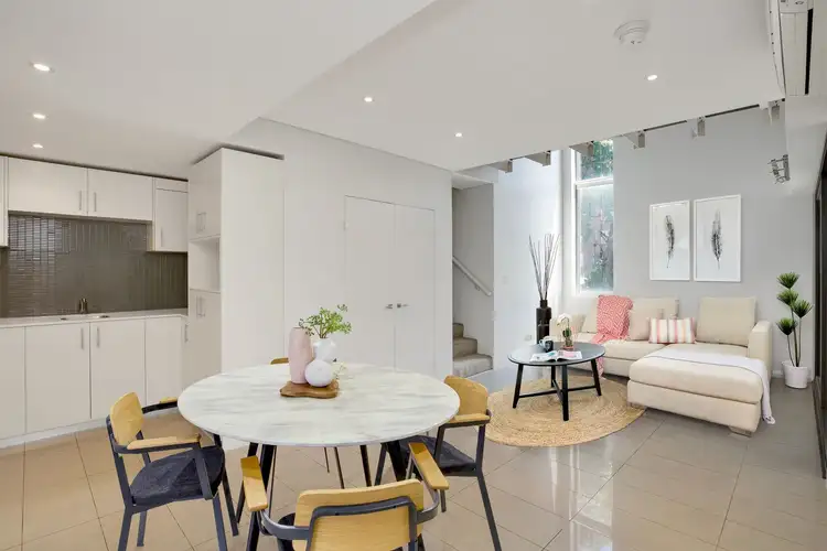 7/41b Elizabeth Bay Road