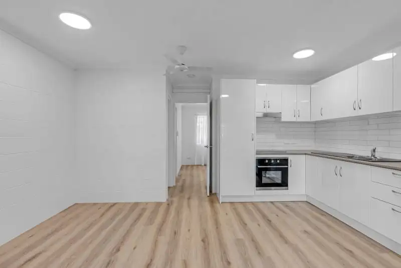 Main view of Homely apartment listing, 3/451-455 Severin Street, Manunda QLD 4870