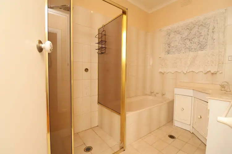 Fourth view of Homely house listing, 9 Bungown Place, Mount Austin NSW 2650