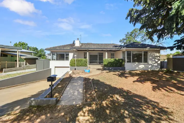 1 Bennett Street, Ashmont NSW 2650