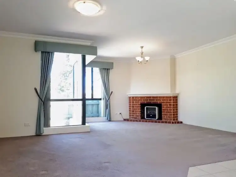 Second view of Homely house listing, 40E Bayport Circuit, Mindarie WA 6030