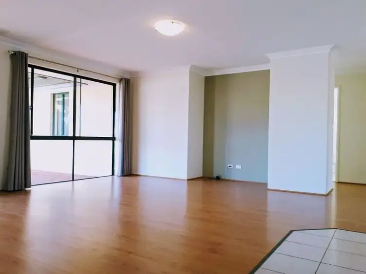 Fifth view of Homely house listing, 40E Bayport Circuit, Mindarie WA 6030