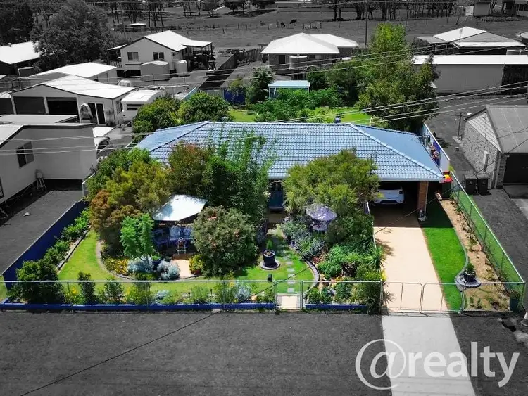 32 Bunker Avenue, Nanango QLD 4615