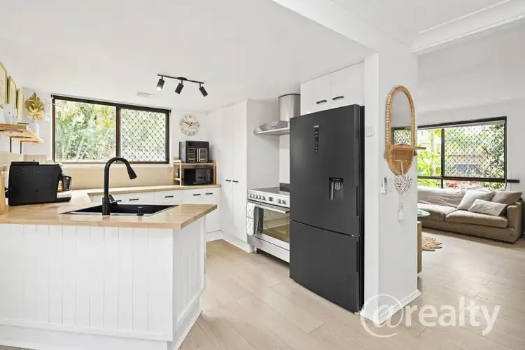 32/71 Olsen Avenue, Labrador QLD 4215