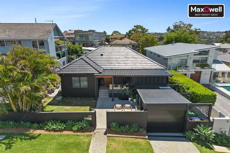35 Rayner Avenue
