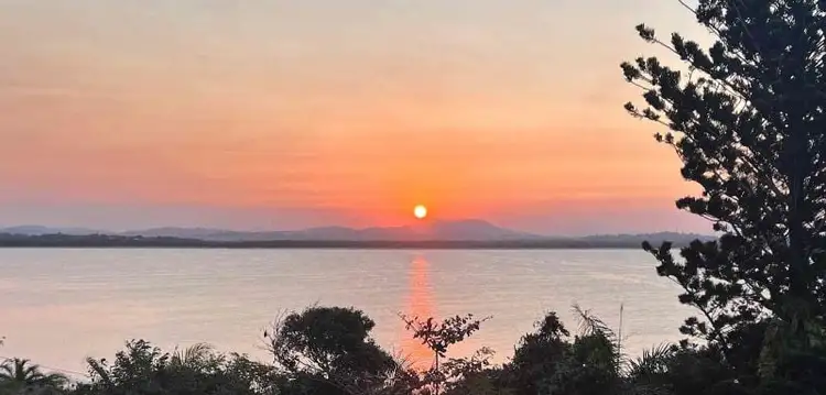 19 Albatross Street, Slade Point QLD 4740