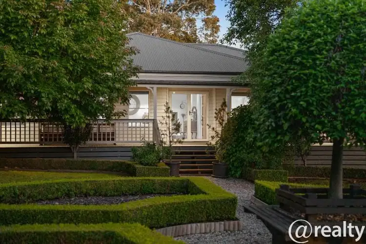 128 Hopetoun Road, Drouin VIC 3818