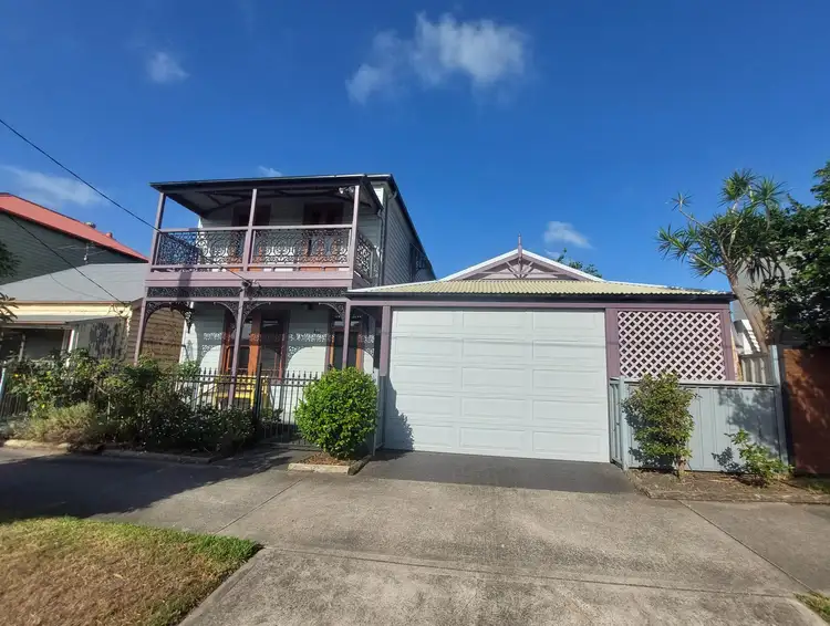 33 Young Street, Carrington NSW 2294