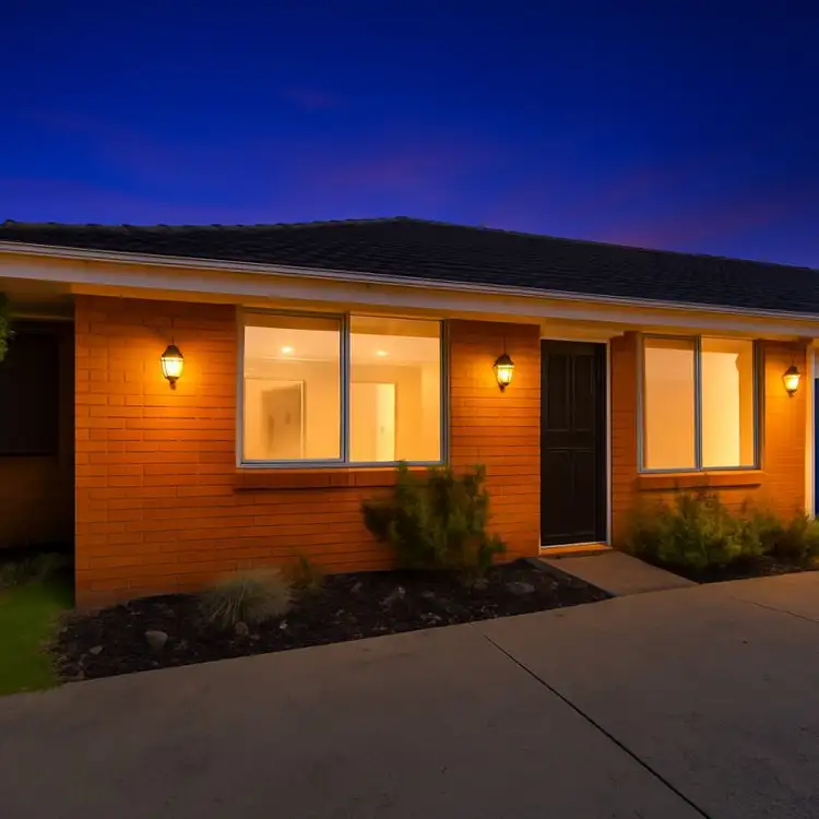 8/27 Stud Road, Dandenong VIC 3175