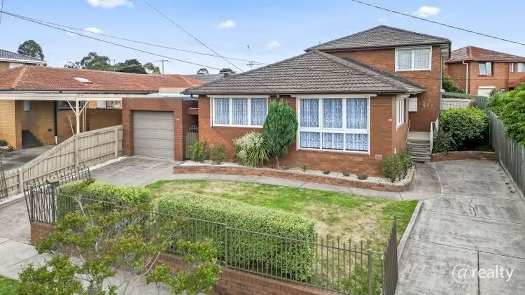31 Aberdeen Drive, Dandenong North VIC 3175