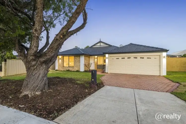 5 Colchester Avenue, Orelia WA 6167