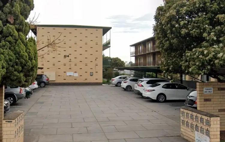 414 Sir Donald Bradman Drive