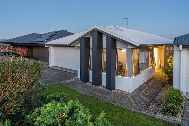 5 Austin Way, Park Ridge QLD 4125