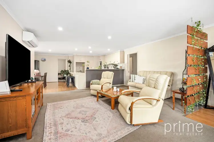 Second view of Homely house listing, 3 Nireeda Court, Wandana Heights VIC 3216