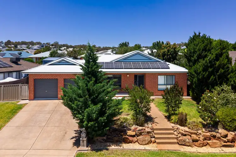 36 Yarrawah Crescent, Bourkelands NSW 2650