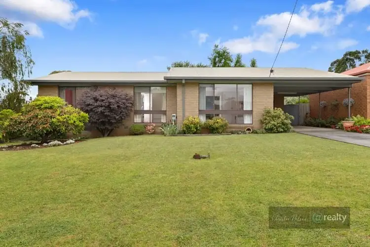 17 Worthy Street, Leongatha VIC 3953