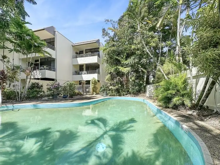 8/221 Lake Street, Cairns North QLD 4870