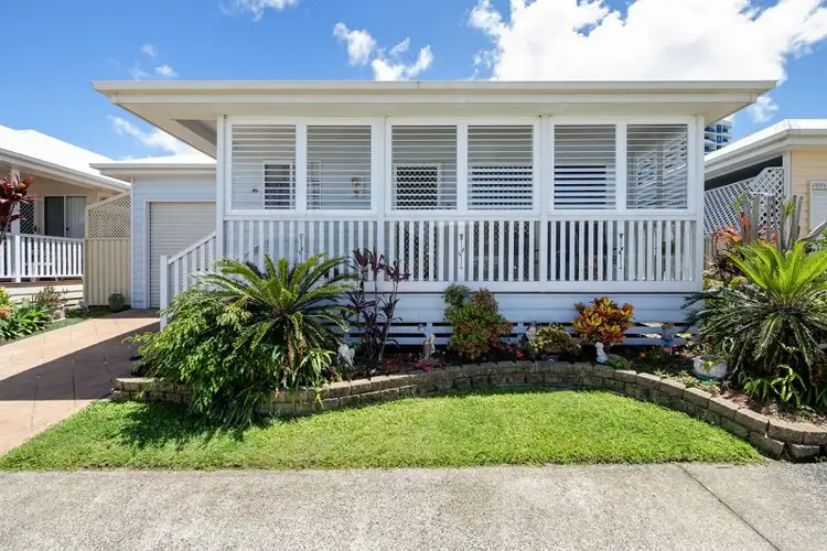 11 Treasure Island Drive