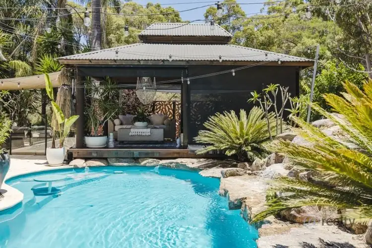 13 Wallangarra Drive, Bedfordale WA 6112