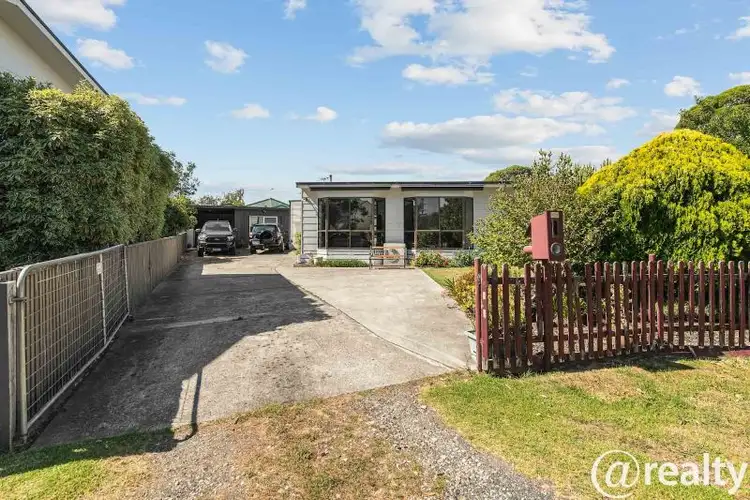 34 Oceanaires Avenue