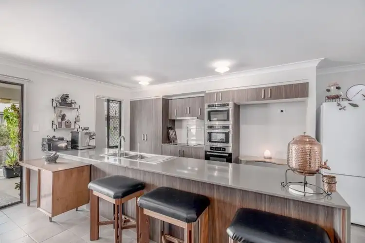 10 Whistlesong Court
