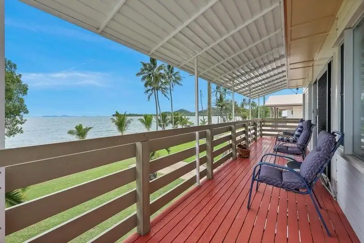 28 Poinciana Avenue, Seaforth QLD 4741