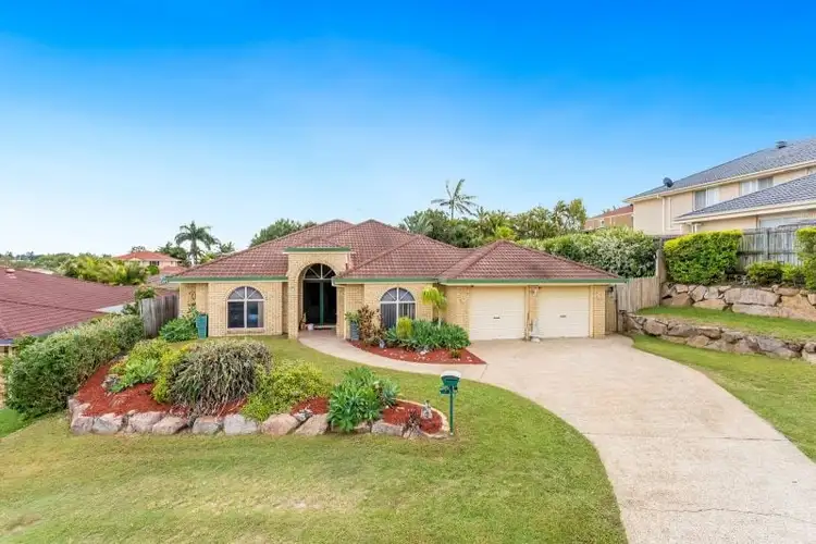 7 Songlark Court