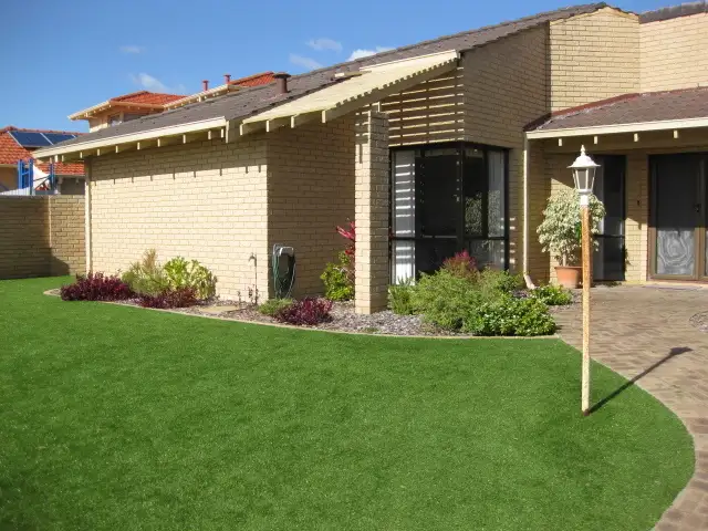 8 Rainbow View, Ocean Reef WA 6027