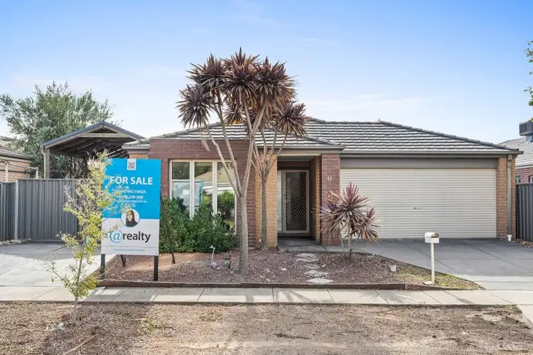 12 MURRUMBIDGEE STREET