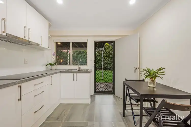 21 Brooks Road