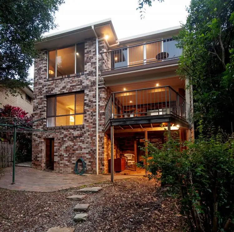 42 Manning Avenue