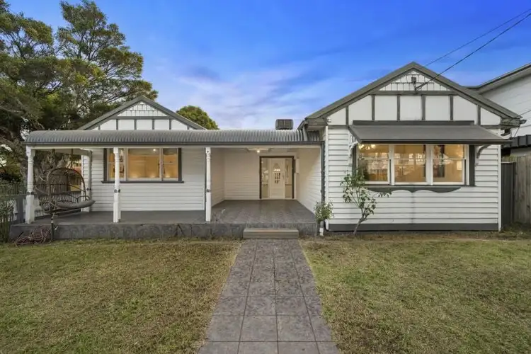 83 Hansen Street