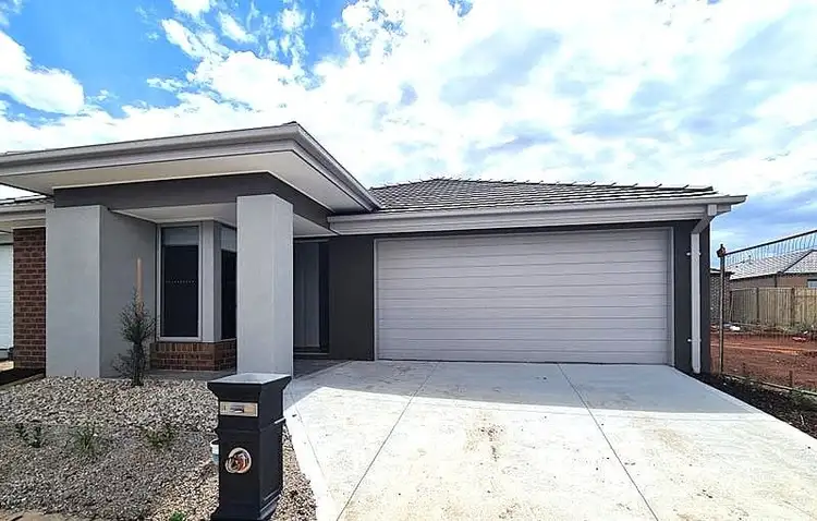 18 Mclean Street