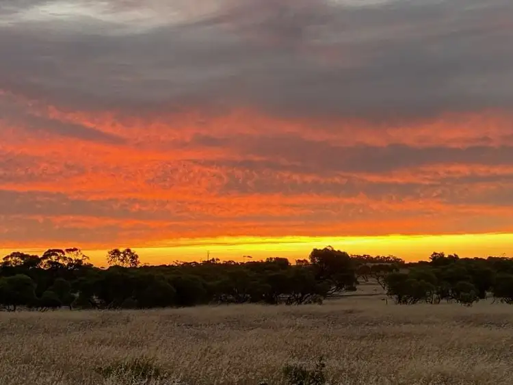 Lot 285 Flinders highway, Streaky Bay SA 5680