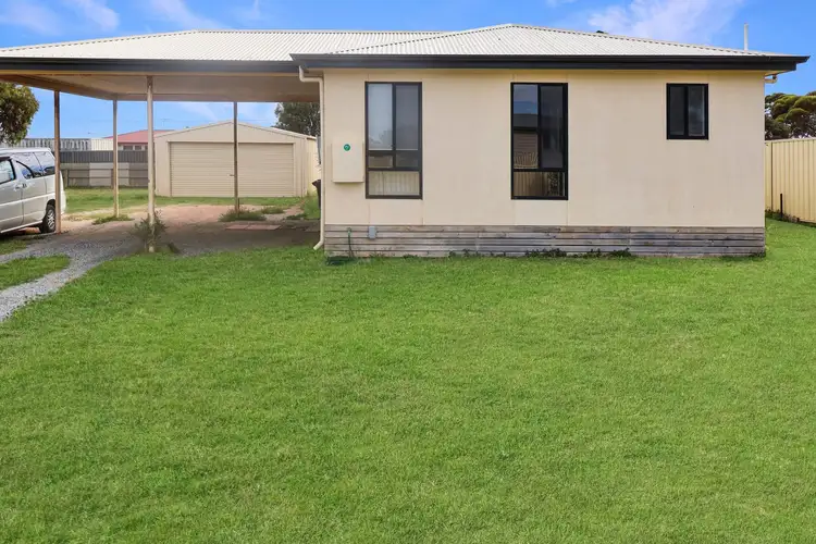 5 Chandler Crescent, Ceduna SA 5690