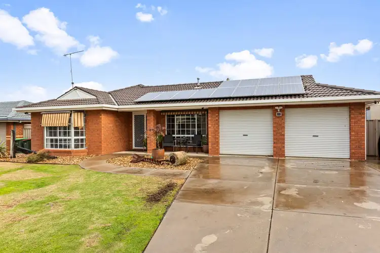 65 Eldershaw Drive