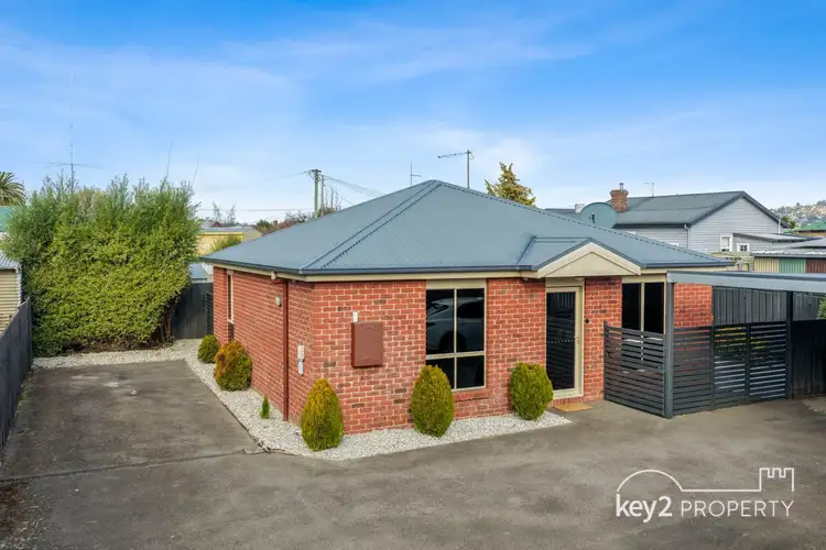 9 Eddington Crescent