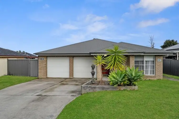 13 Loongana Crescent