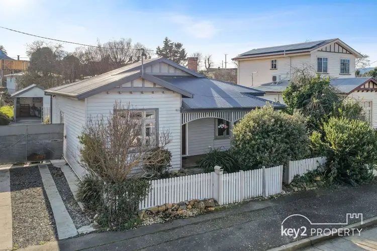 12 Howard Street