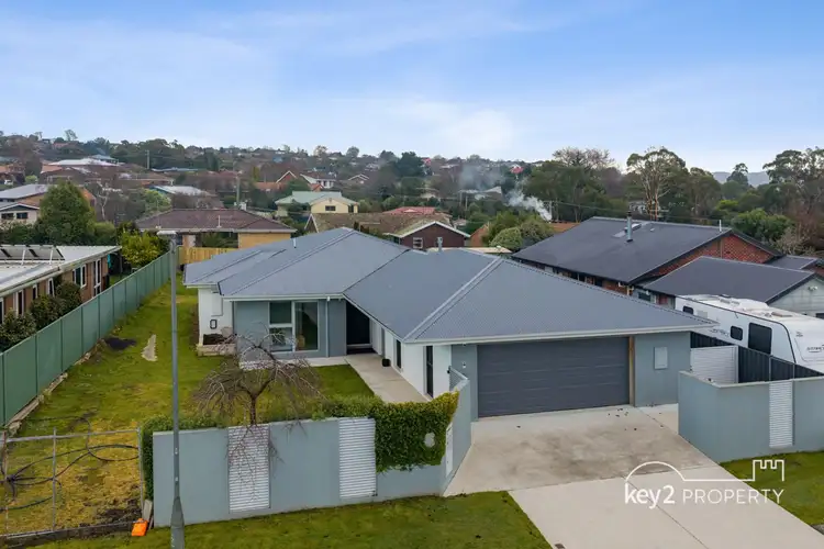 5 Denway Grove
