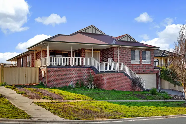 32 ACACIA WAY, Wallan VIC 3756