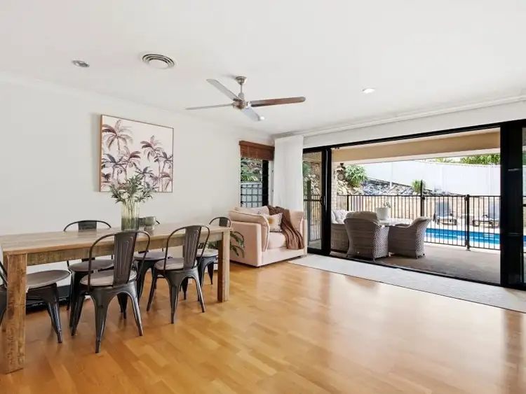 89 Roselands Drive
