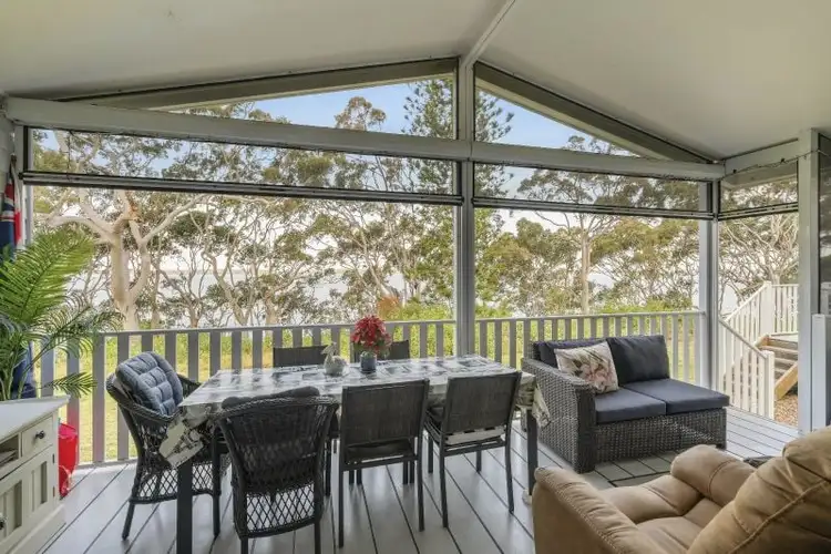 7/2 MacLeay Drive, Halekulani NSW 2262