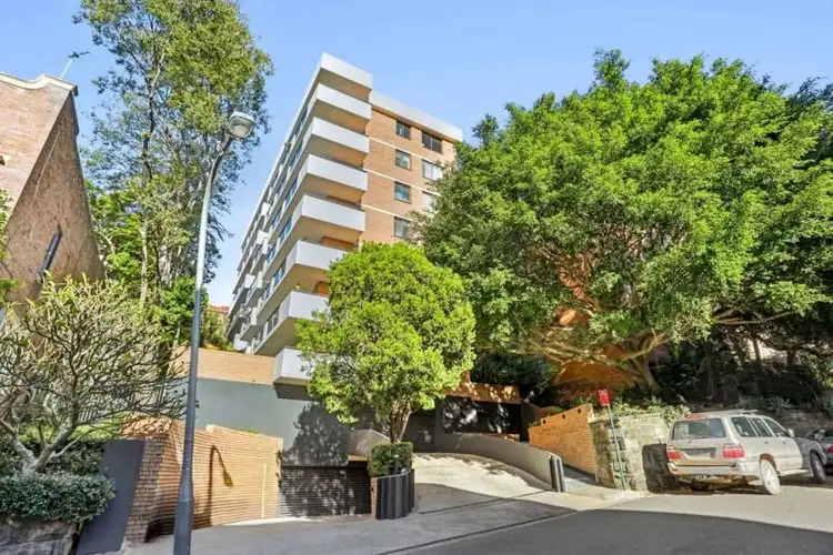 1/10-12 Clement Street
