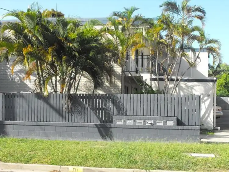 2/39 Armstrong Street, Hermit Park QLD 4812